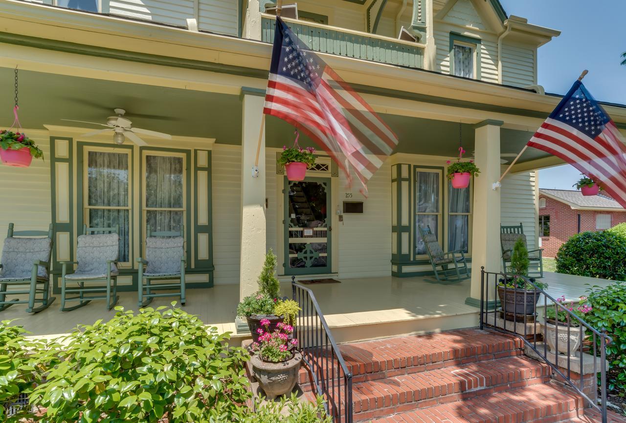 Carrier Houses Bed & Breakfast Rutherfordton Exteriör bild