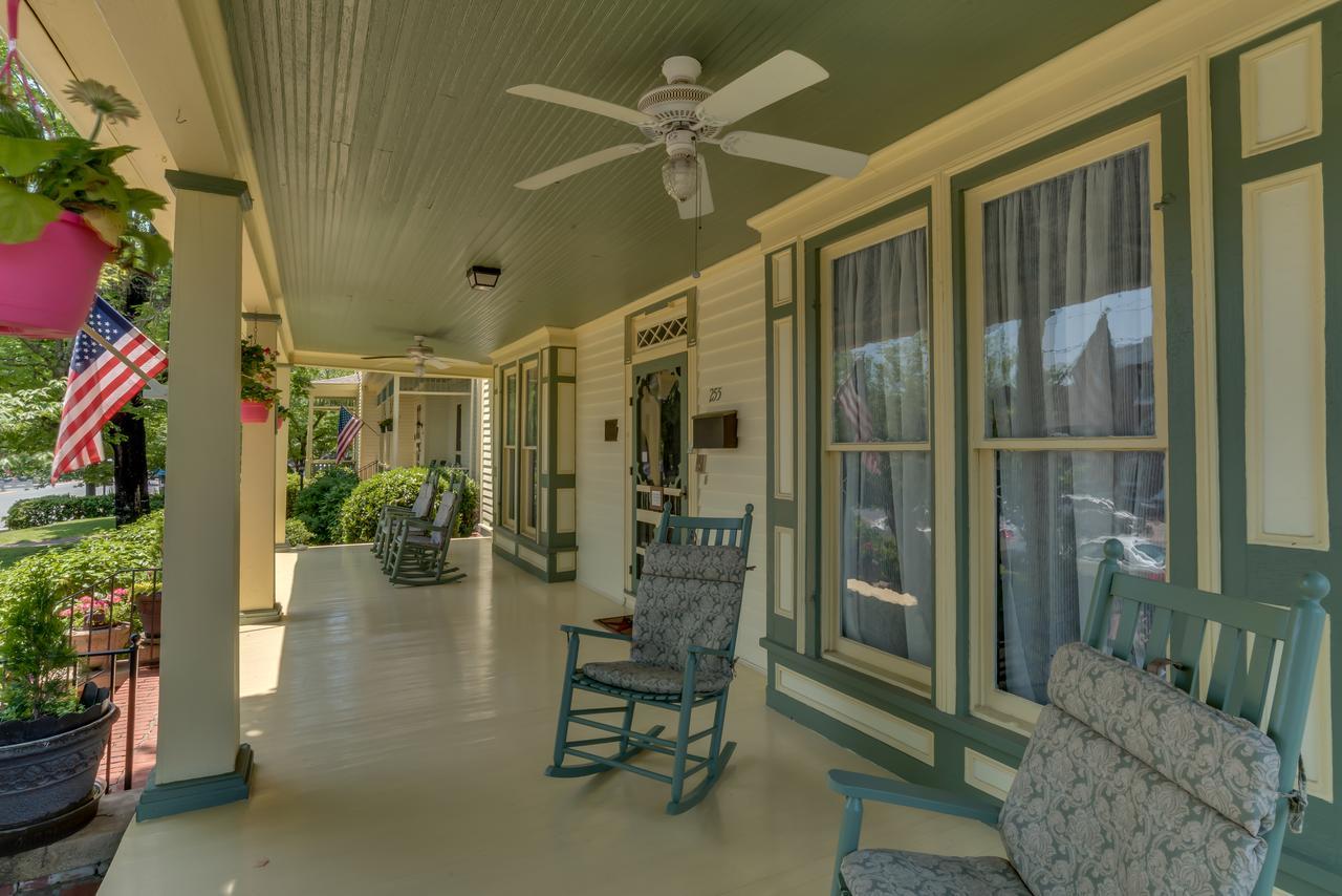 Carrier Houses Bed & Breakfast Rutherfordton Exteriör bild